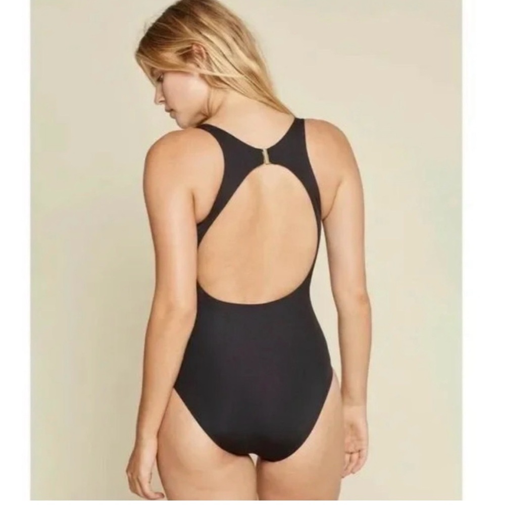 Andie swim Catalina size m